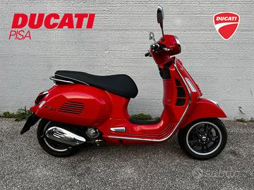 Piaggio Vespa 300 GTS super - 2024