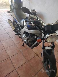 Suzuki GS 500 - 2003