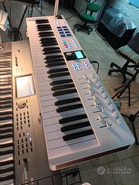 Arturia Essenzial MK3 61 tasti