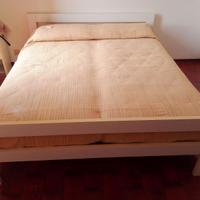 Letto matrimoniale in legno