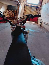   moto da cross 125cc 4 tempi