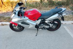 Honda VFR 800