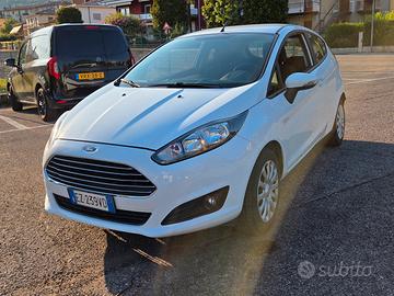 ford fiesta gpl 
