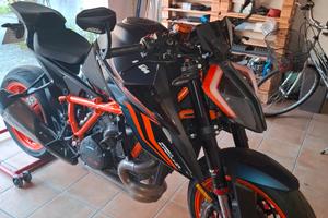 ktm 1290 superduke r 2024