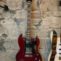 Chitarra elettrica simil SG