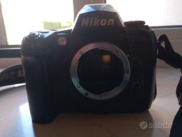 Nikon D 100