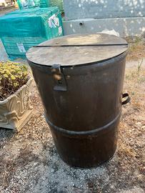 Contenitore/ bidone contenitore olio vintage