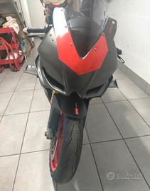 carena RSV4 cruciata
