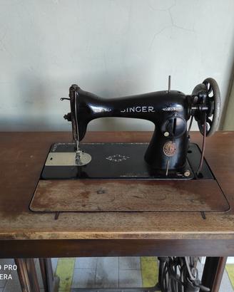 MACCHINA DA CUCIRE ANTICA SINGER 15M88