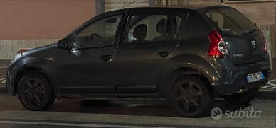 Dacia Sandero anno 2008 con impianto GPL 