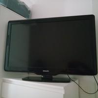 TV  PHILIPS NERO