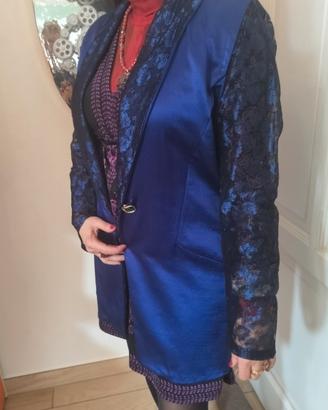 Giacca elegante  handmade pizzo e bottone gioiello