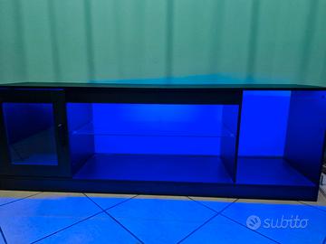 Mobile Tv con LED 