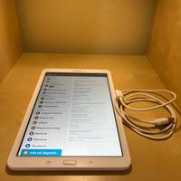 Tablet Samsung SM-T560