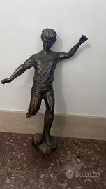 Statua ottone/bronzo calciatore cimelio sportivo