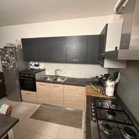 cucina  tavolo e sedie ‼️‼️‼️