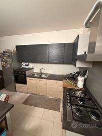 cucina  tavolo e sedie ‼️‼️‼️