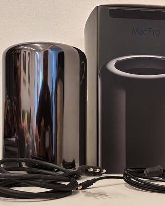 Apple Mac Pro (Fine 2013) - 3.7GHz Xeon Quad-Core