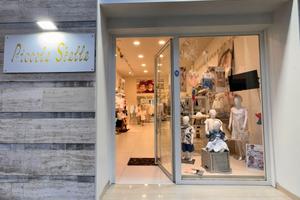 Atttivita' commerciale abbigliamento per bambini