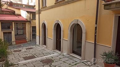 Locale deposito Via Caporella (Via Pretoria)