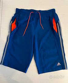 Pantaloncini Adidas con tasche laterali misura S