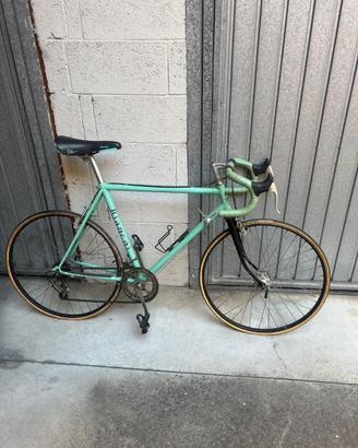 2 Bici da corsa bianchi
