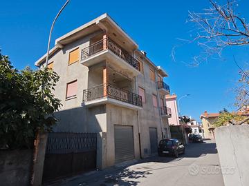 Casa indipendente con giardino e verande