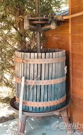 Torchio per produrre vino
