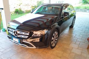 Mercedes E220d 4Matic all terrain