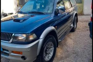 Mitsubishi Pajero sport gls classe a