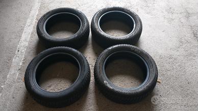 Good Year auto gomme invernali 