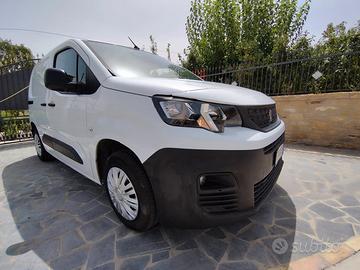 Peugeot Partner Furgonato 1.5 BlueHDi 100 CV Premi