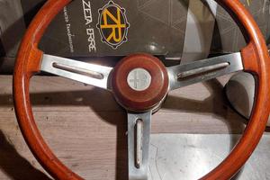 Volante radica Hellebore alfa romeo epoca