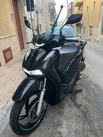 Honda Sh 125 - Anno 2022 - 16.000 km