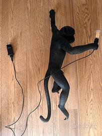 Lampada Seletti Hanging Monkey nera