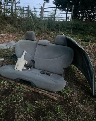 Pezzi Yaris Toyota 2008