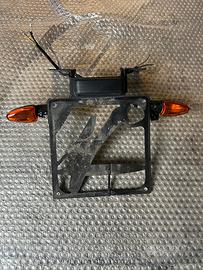 Porta targa moto Suzuki GSX R + 4 frecce piccole