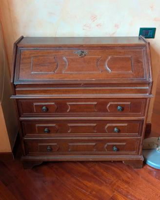 Scrittoio in legno 
