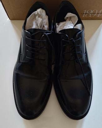 BATA Scarpe stringate da uomo in pelle