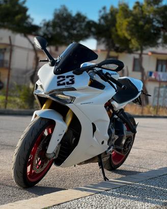 Ducati Supersport 939 S , desmo effettuato.
