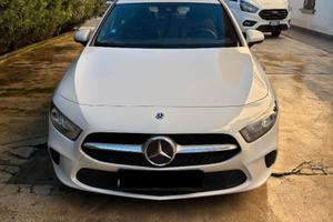 MERCEDES CLASSE A 250 E IBRIDA PLUG-IN PREMIUM