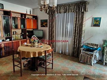 Casa, Piana degli Albanesi.