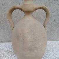 Orciolo (o anfora) in terracotta vintage