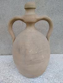Orciolo (o anfora) in terracotta vintage