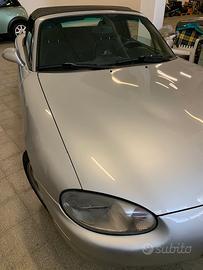 MAZDA MX-5 1.6i 16v - 1999 Hard Top