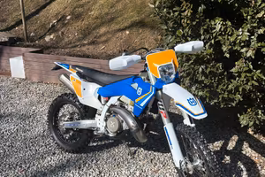 Husqvarna 300 heritage 2025