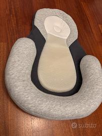 Materassino ergonomico per neonato