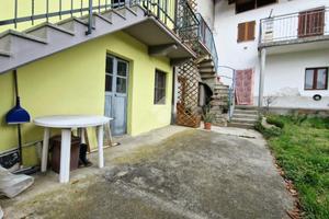 3 LOCALI A CASTAGNETO PO