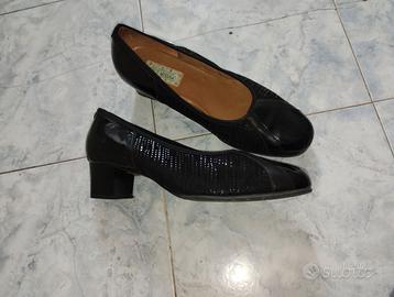 Scarpe donna nr 43-44
