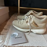 Hogan Interactive donna.